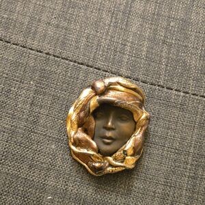 Bronze & Gold Woman Face Brooch Hair Accessory - Elegant Accent